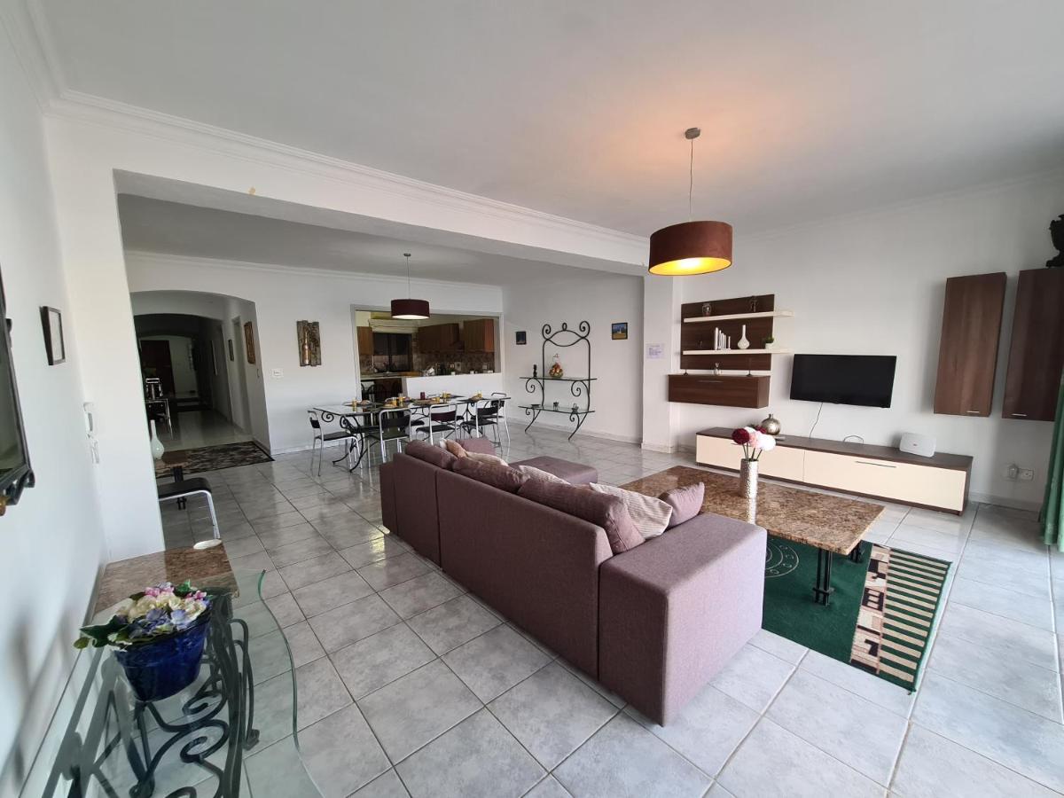 Spacious Seafront Apt Next To Sliema-Valeta Ferry Екстериор снимка